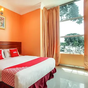 2* Otel My Town